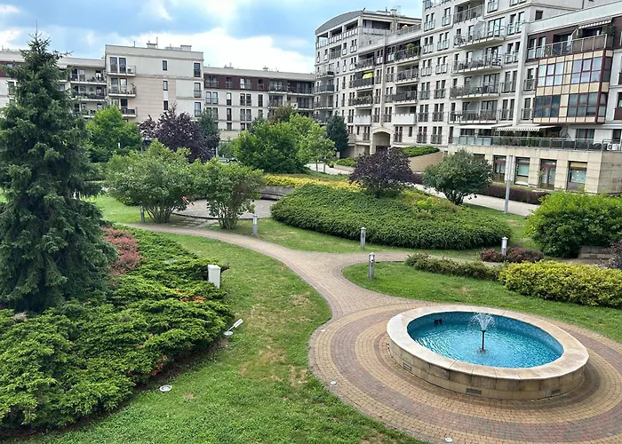 Old Town Apartments - Free Parking