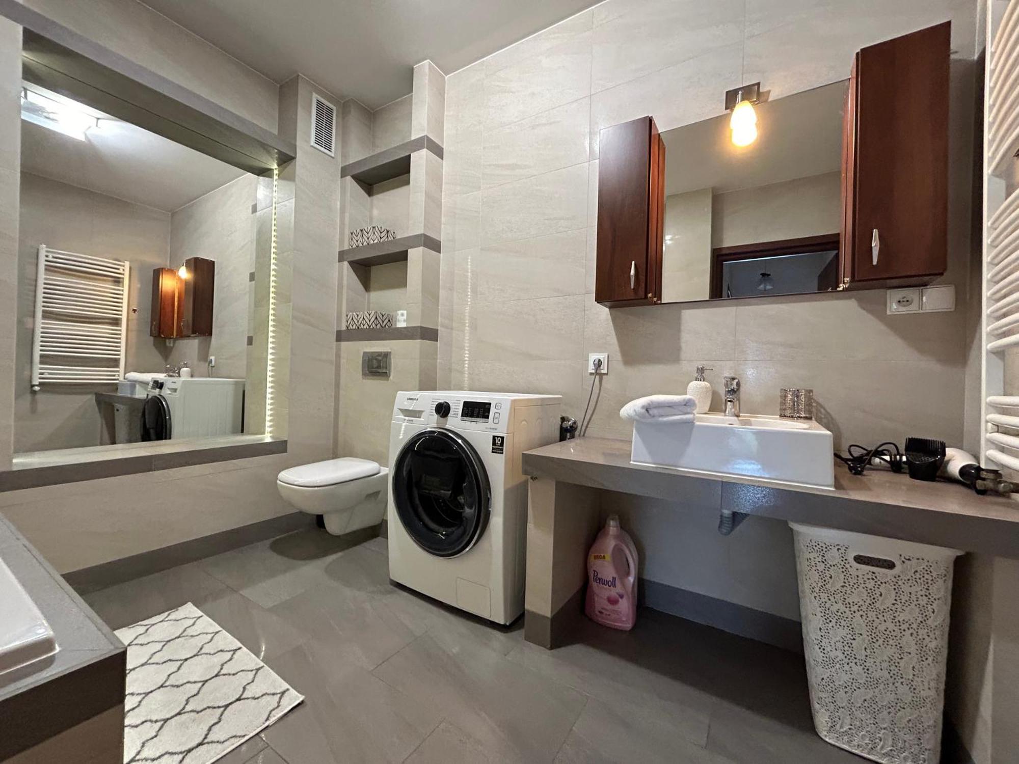 Old Town - Free Parking Apartment